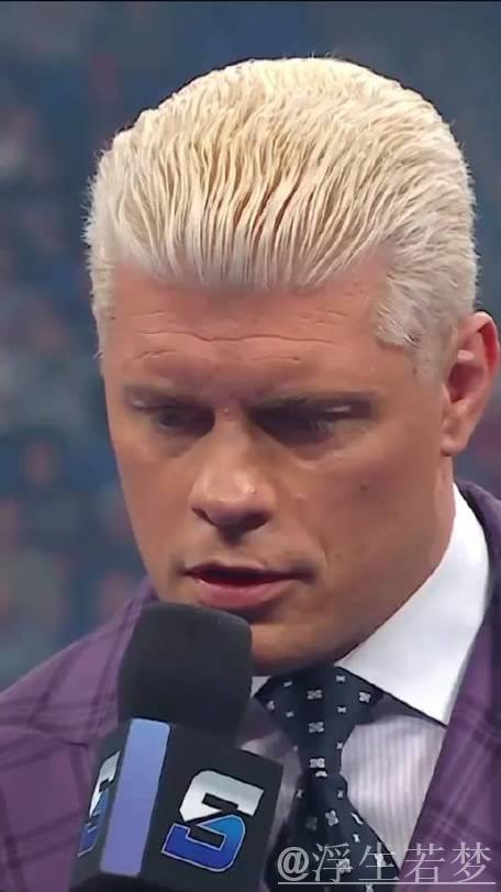 第1373期 无可争议的WWE冠军科迪-罗兹 对战NXT冠军奥巴-费米 第1373期 无可争议的WWE冠军科迪-罗兹 对战NXT冠军奥巴-费米