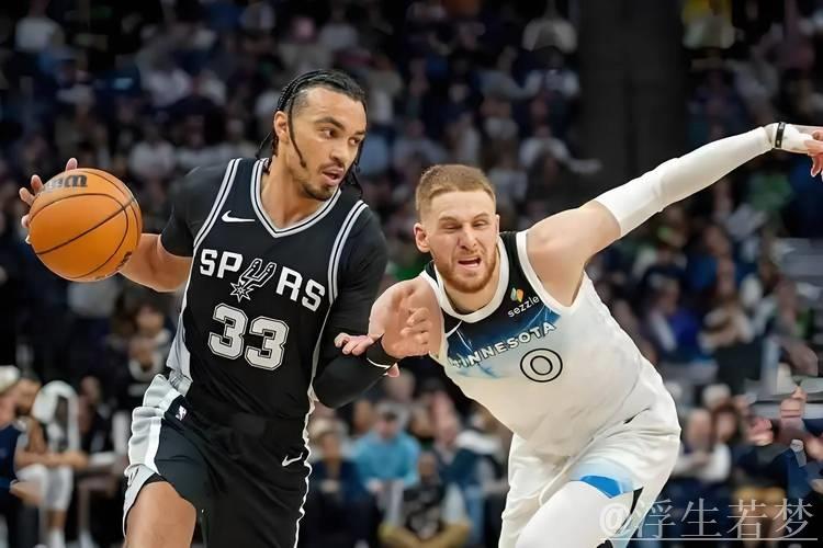 迪温琴佐:当森林狼团结如一时,球队实力将大幅提升 迪温琴佐:当森林狼团结如一时,球队实力将大幅提升