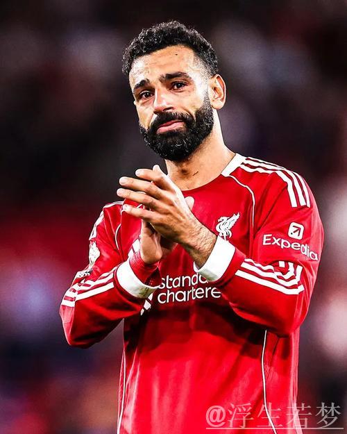 萨拉赫破冰会谈后回归大名单,队友曝出他在更衣室的真正角色 萨拉赫破冰会谈后回归大名单,队友曝出他在更衣室的真正角色